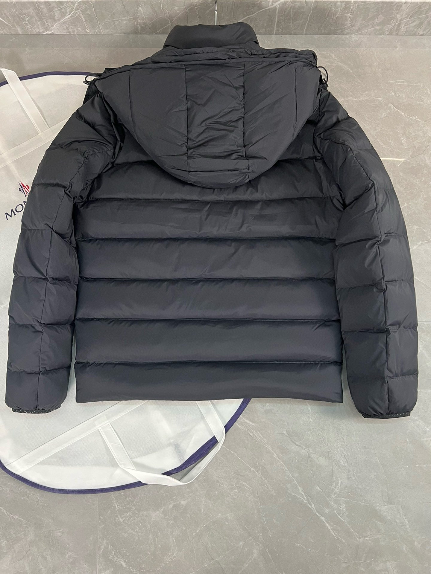 Schwarze Jacke