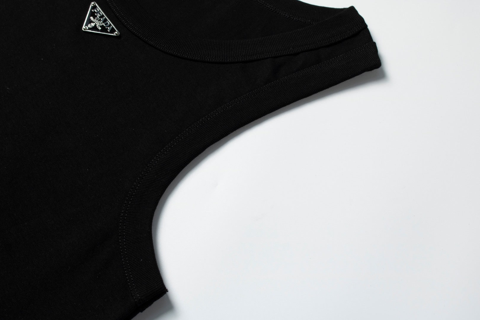 Black and White Vest - FashionHype.xyz