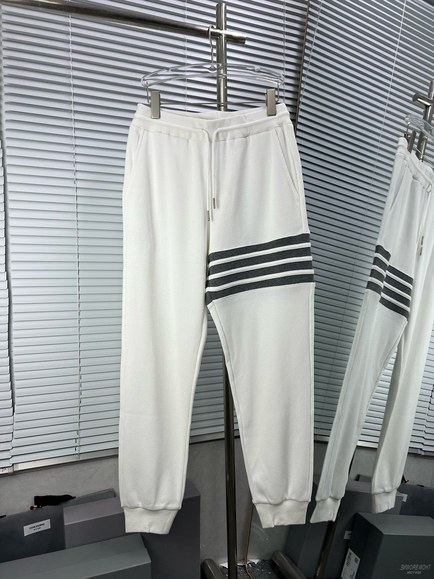 Mehrfarbige Hose