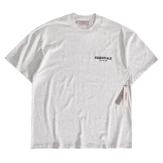 Hellgraues, dunkelgraues und schwarzes T-Shirt