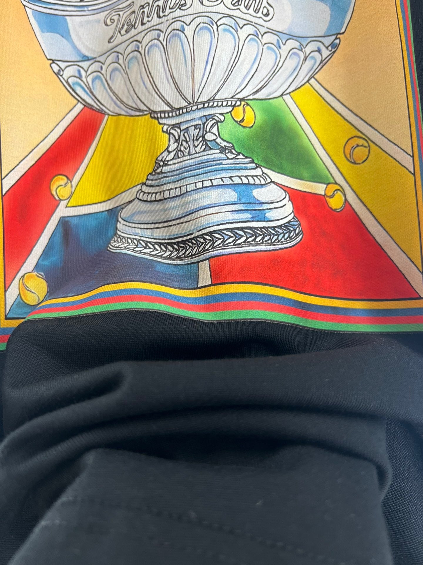 Blau-weißes T-Shirt