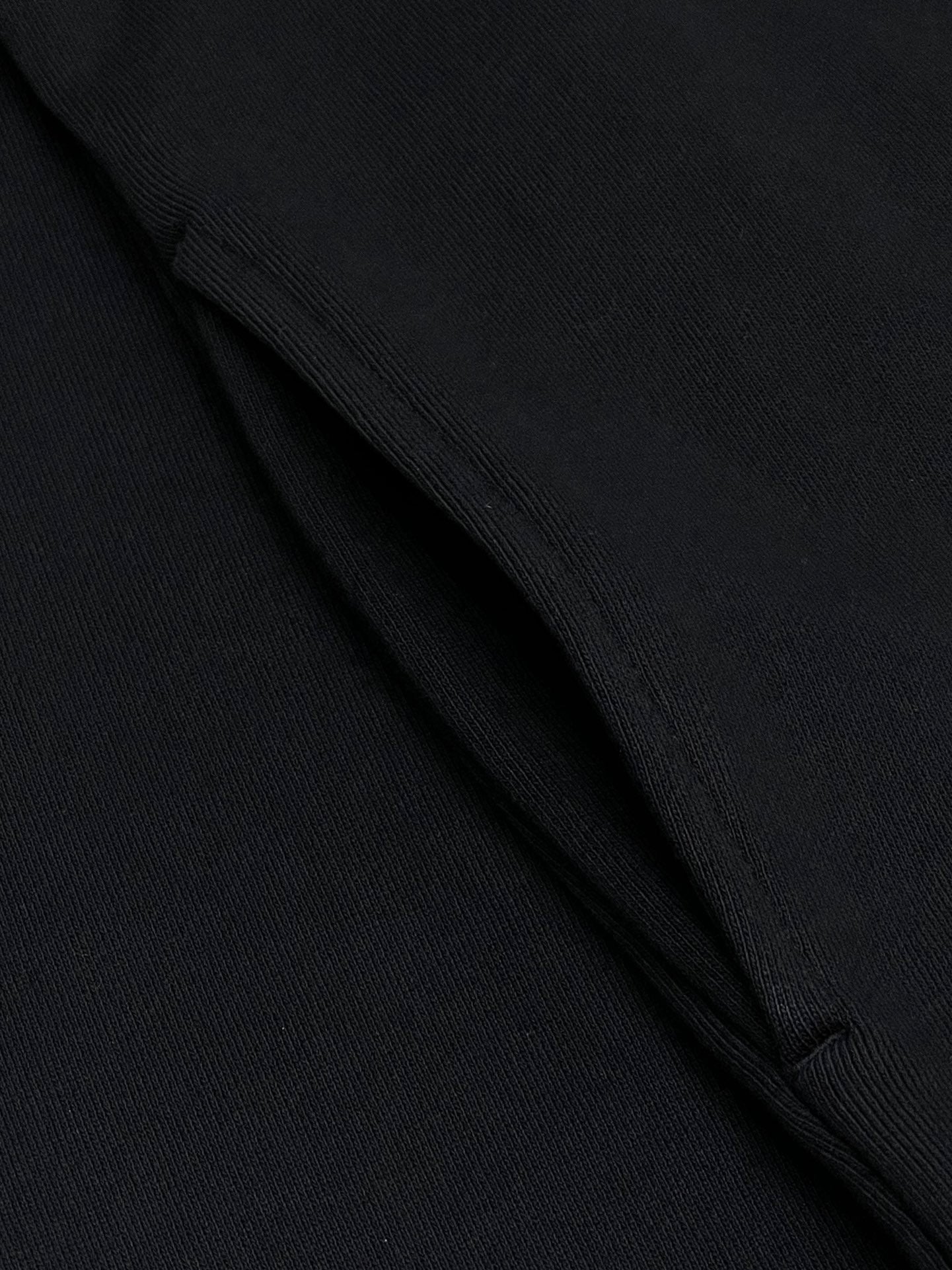 Schwarzer Hoodie