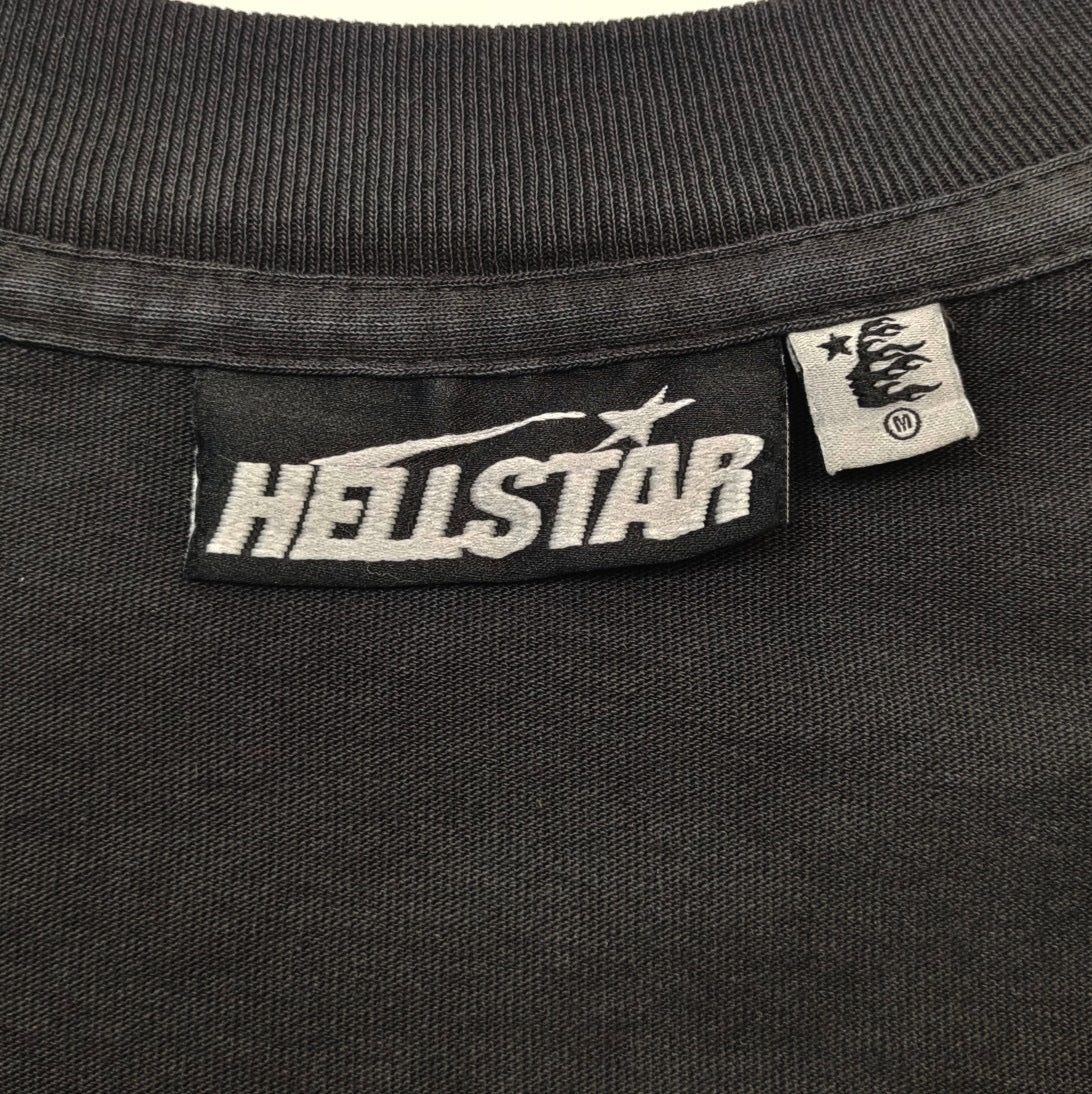 Dunkelschwarzes T-Shirt