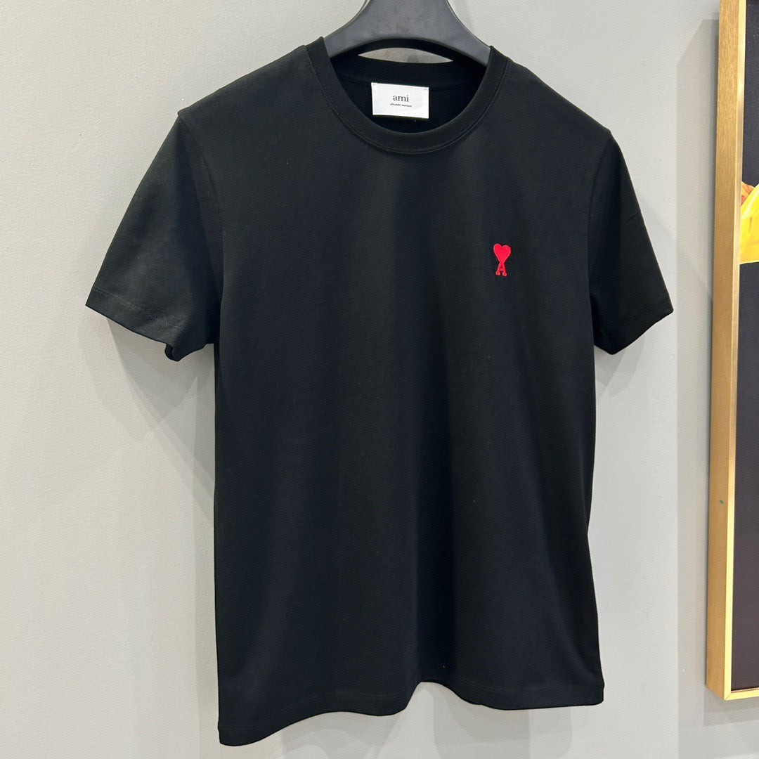 White and Black T-shirt - FashionHype.xyz