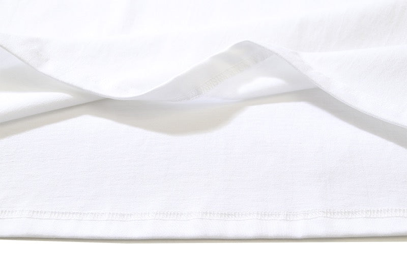weißes T-Shirt