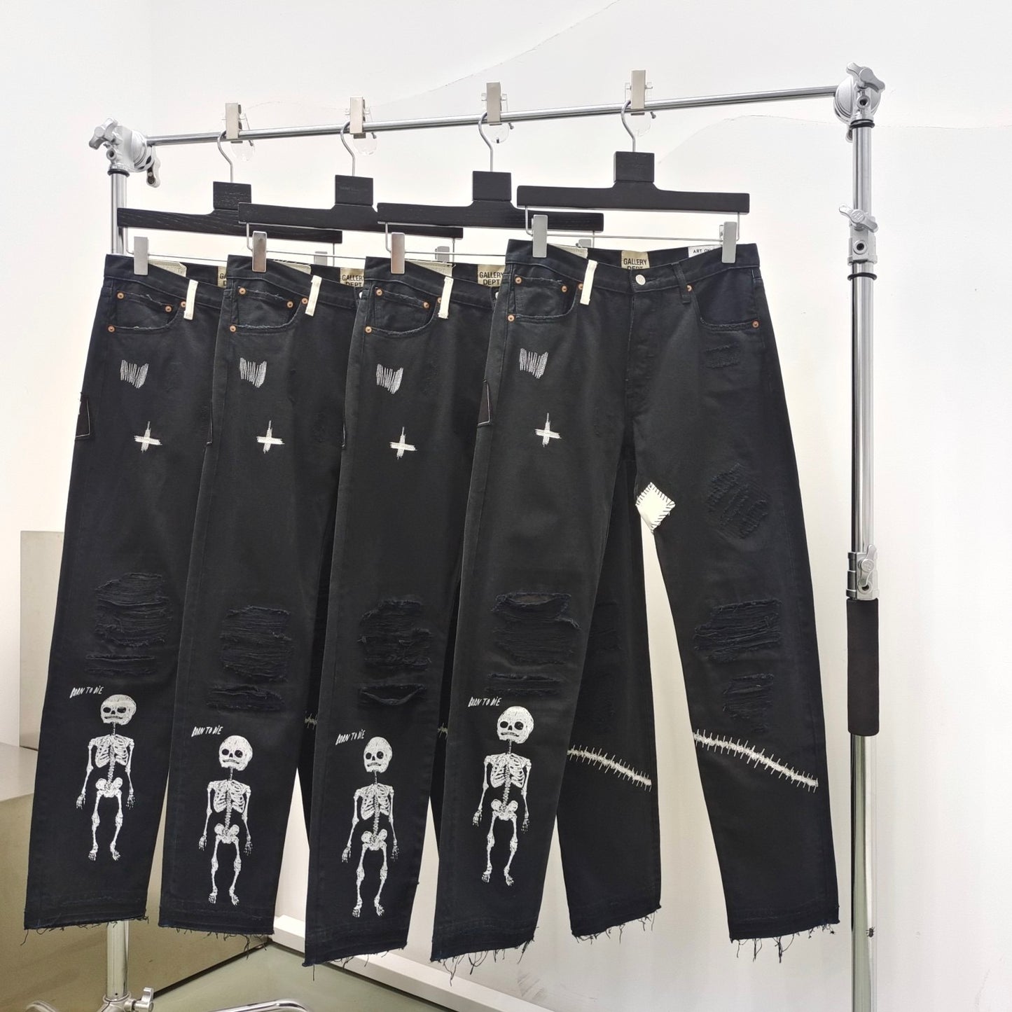Black Pant - FashionHype.xyz