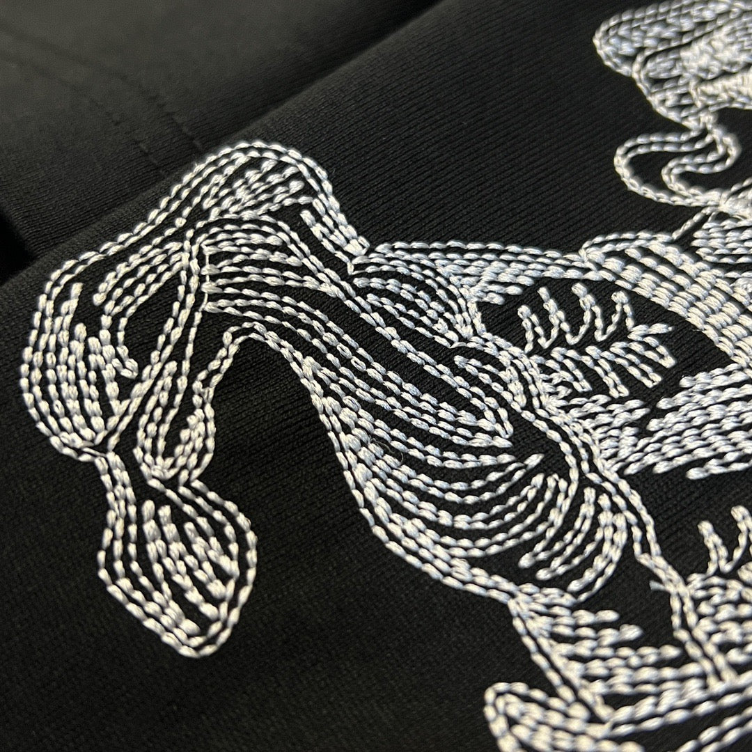 Black T-shirt - FashionHype.xyz