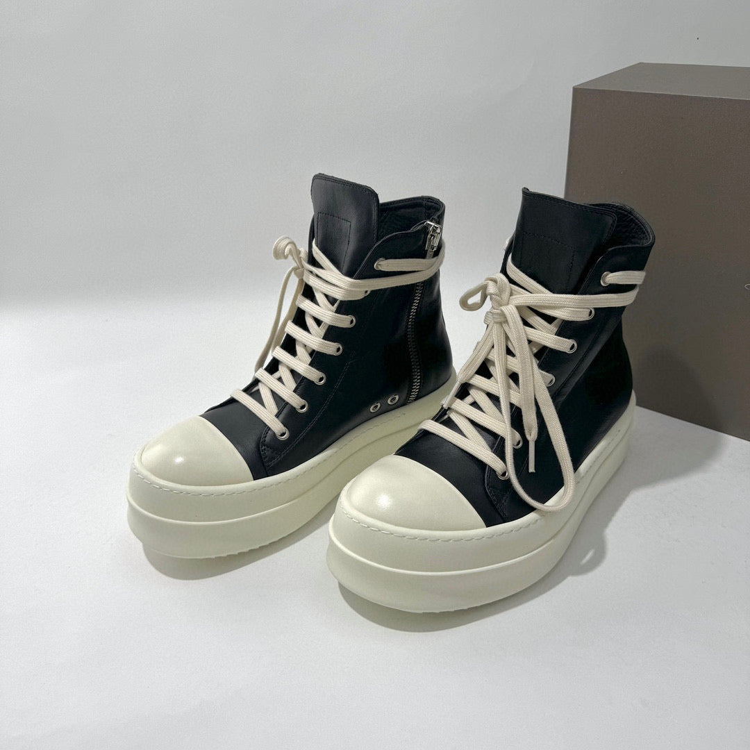 Black White Shoes - Size 40