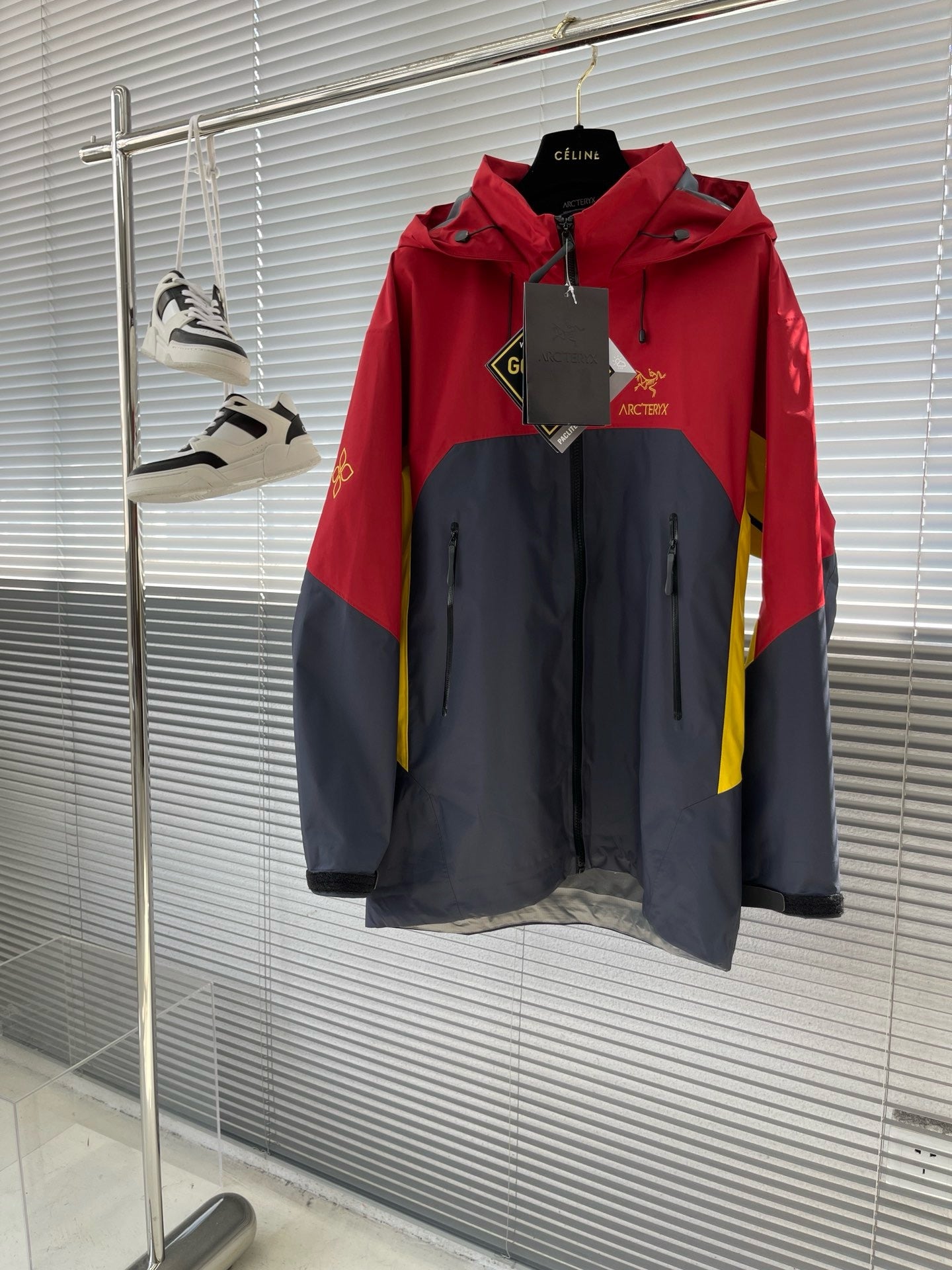 Mehrfarbige Jacke
