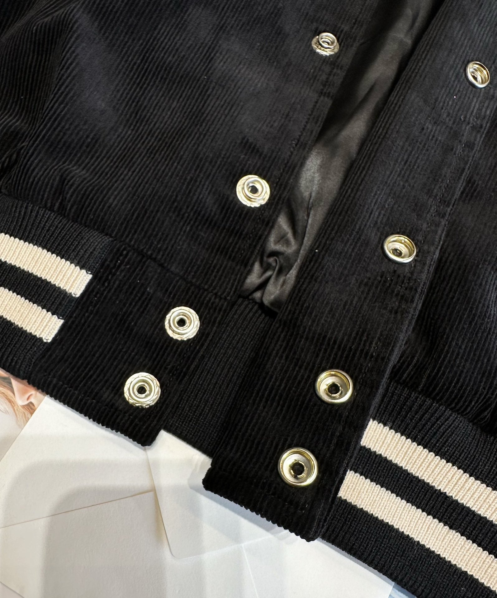Schwarz weiße Jacke