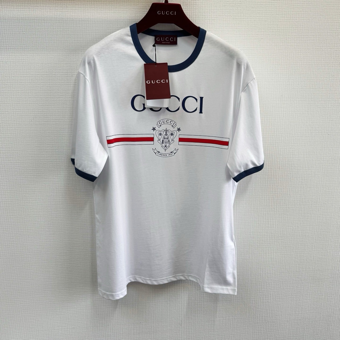 Weißes T-Shirt