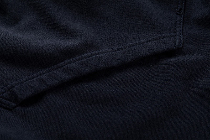 Schwarzer Hoodie