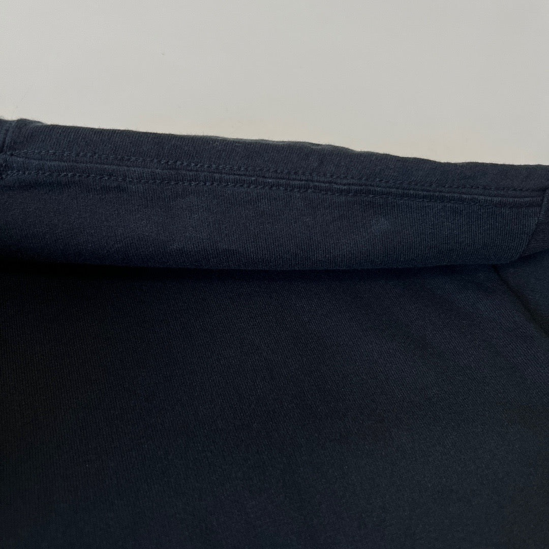 Schwarzes T-Shirt - Größe M