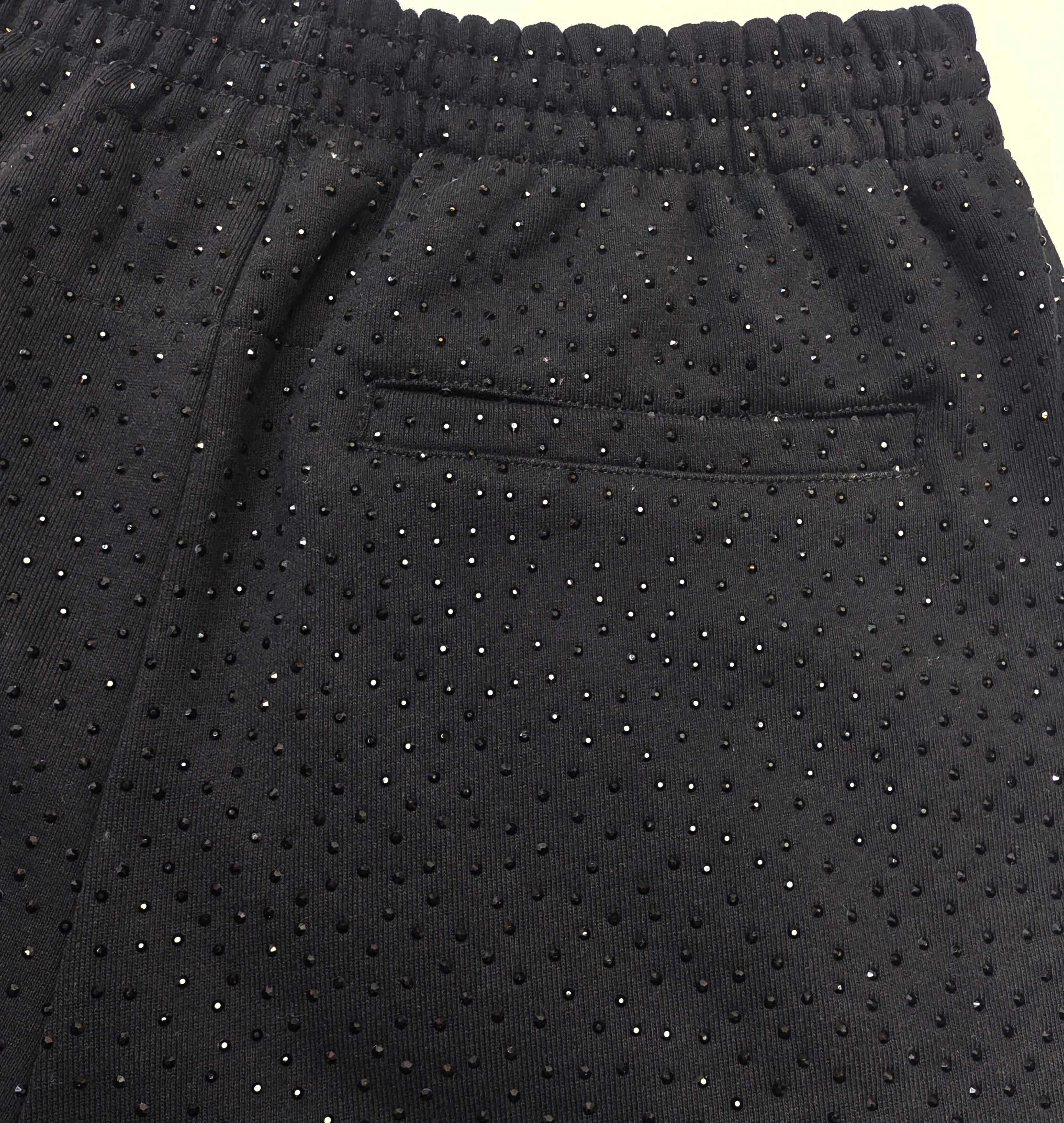 Schwarze Hosen