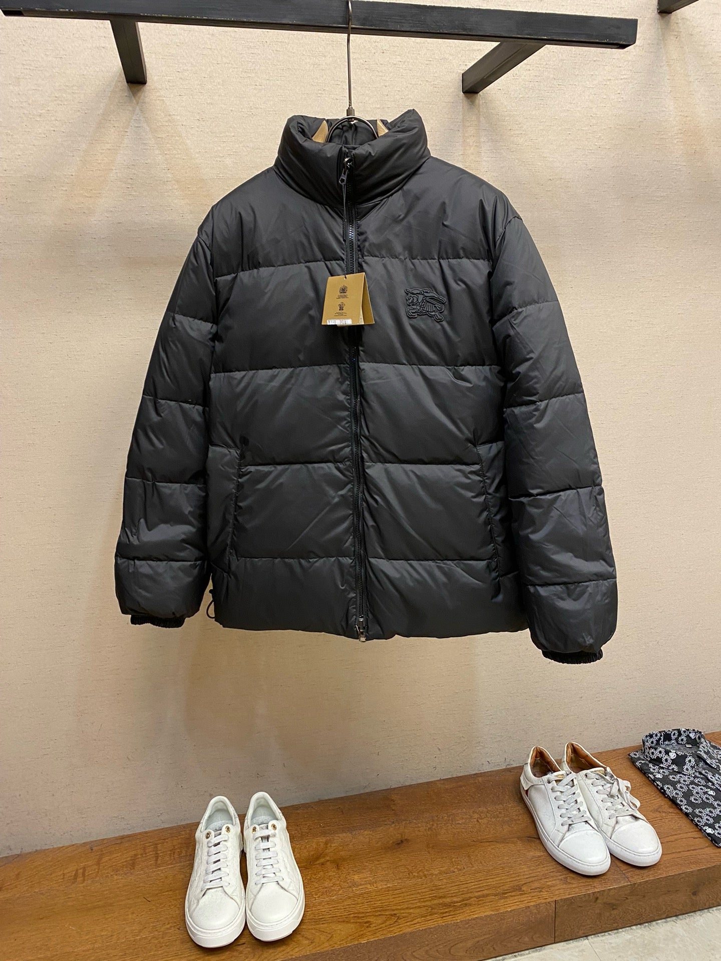 Schwarze Khaki-Jacke