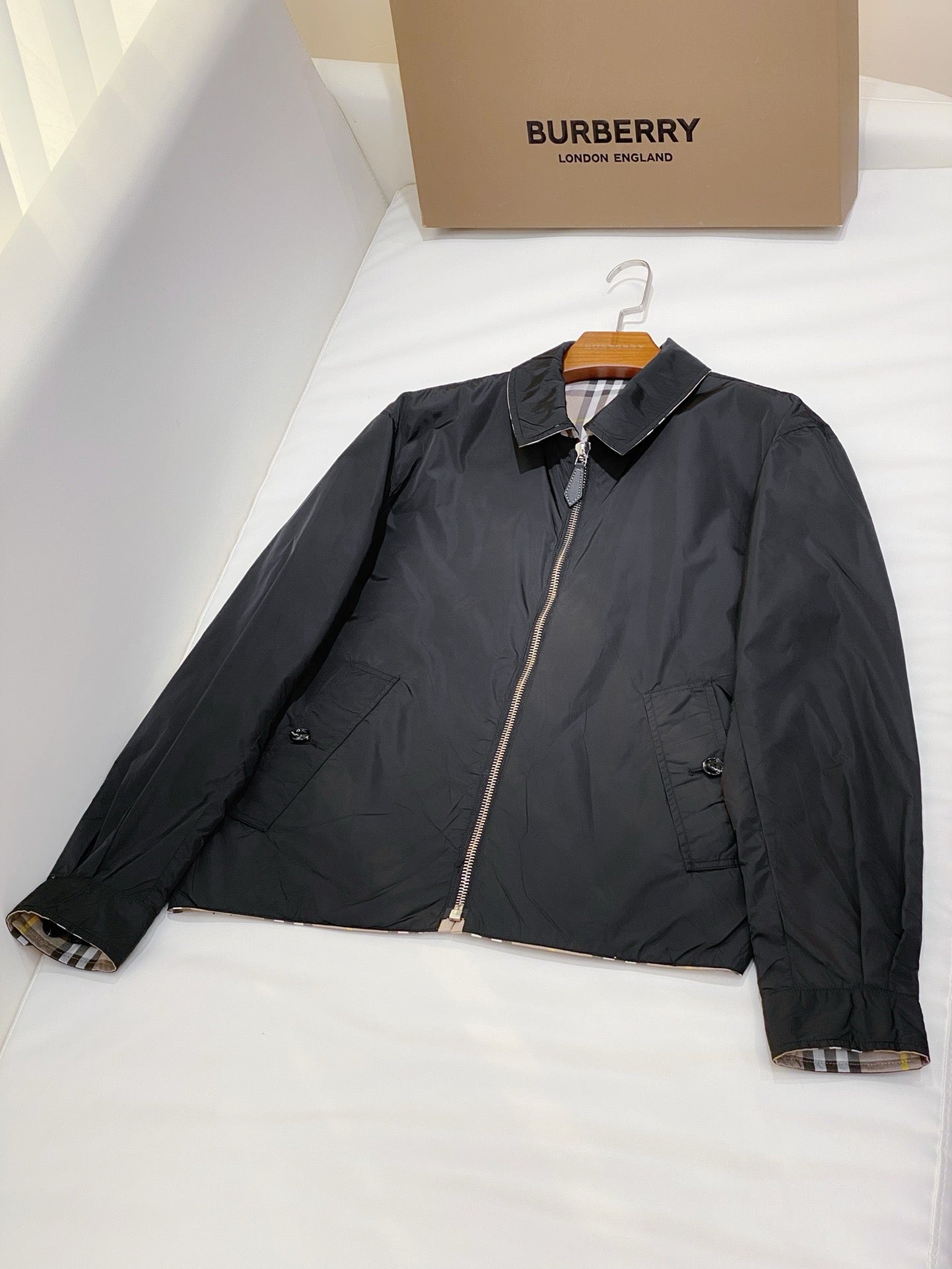 Mehrfarbige Jacke