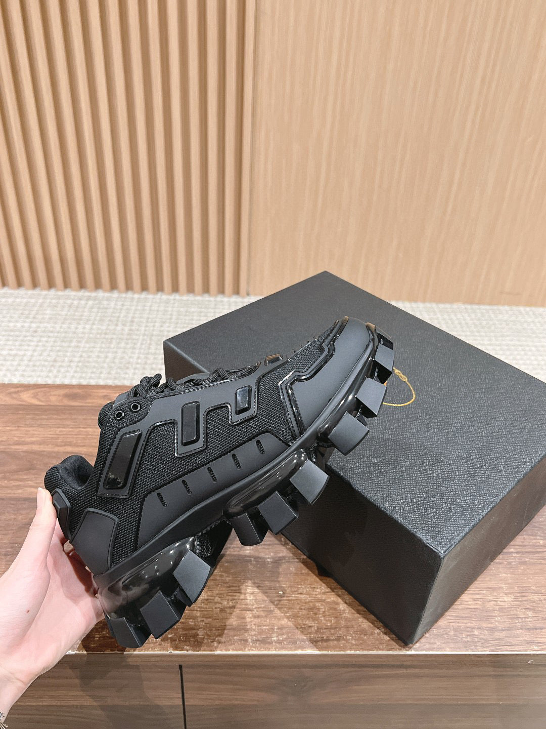 Weiß-Grüne Schuhe