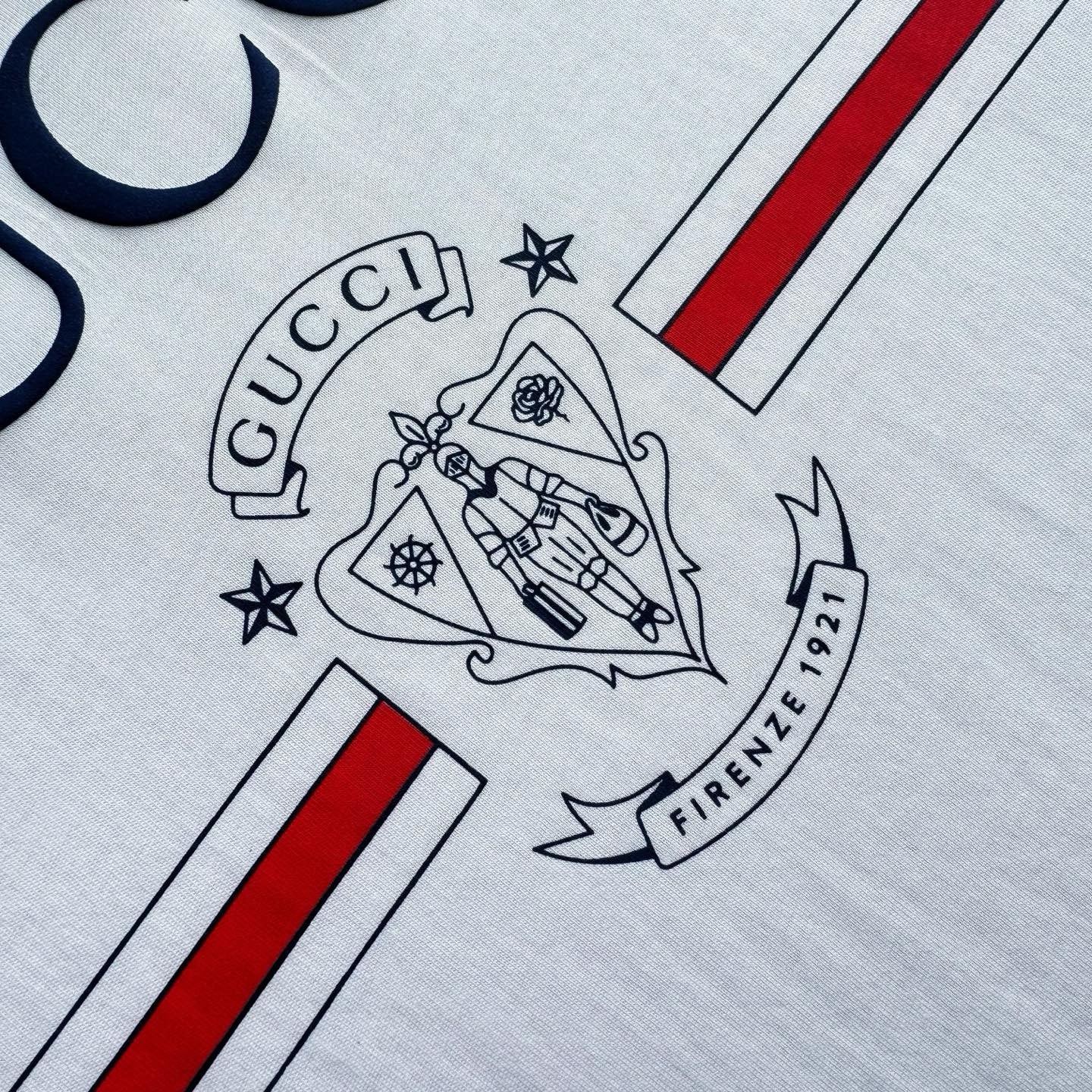 Weißes T-Shirt