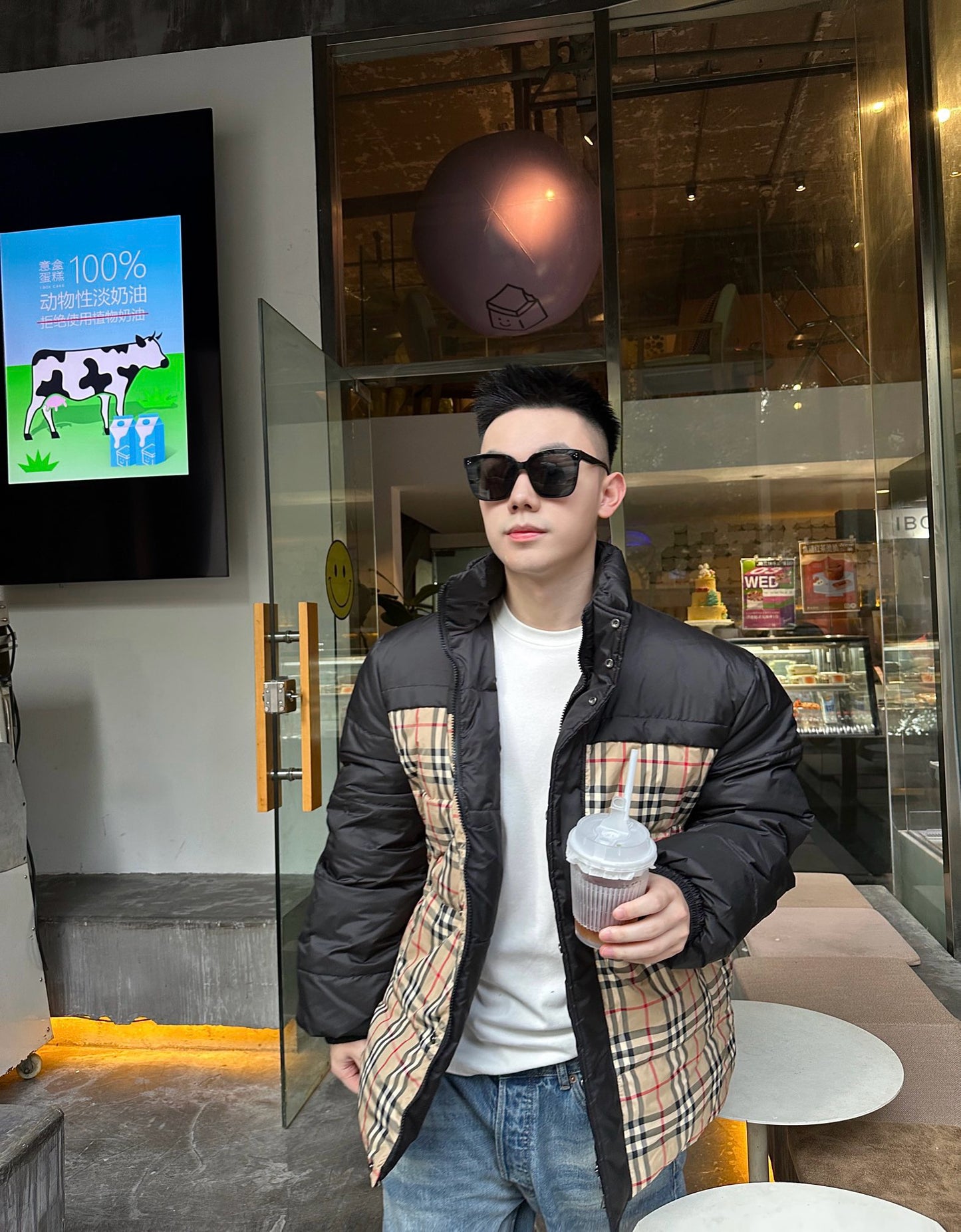 Schwarze Khaki-Jacke