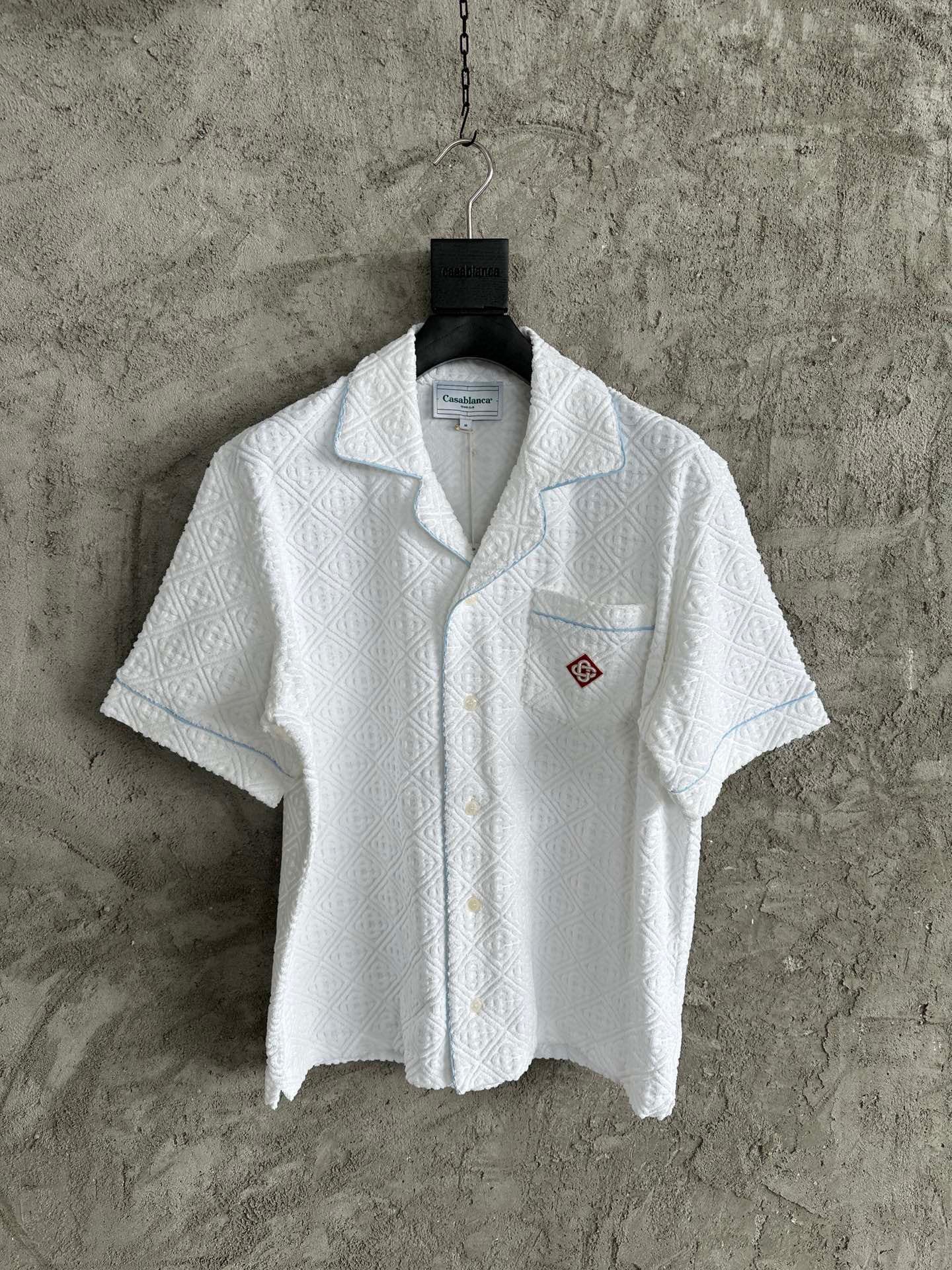Weiße Jacke