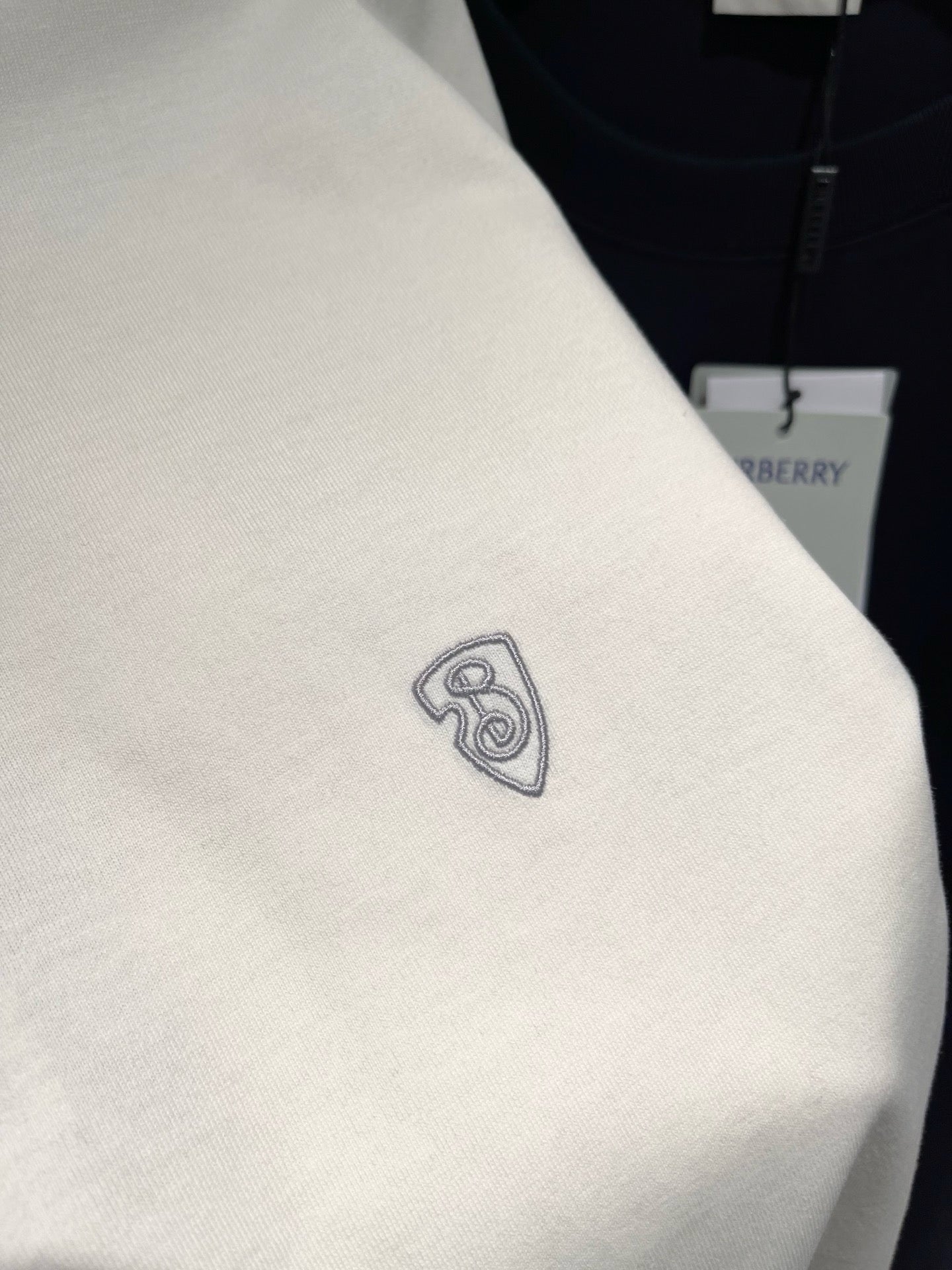 Mehrfarbiges T-Shirt