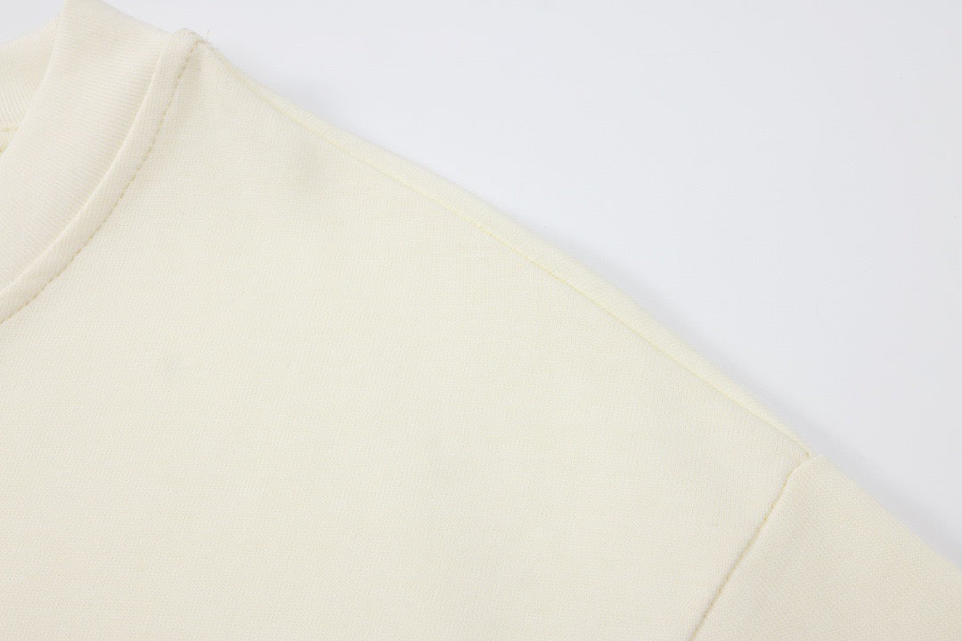 weißes T-Shirt