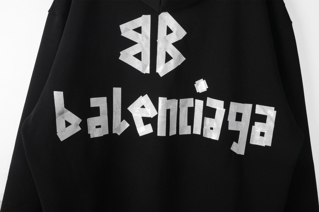 Black Hoodie - FashionHype.xyz