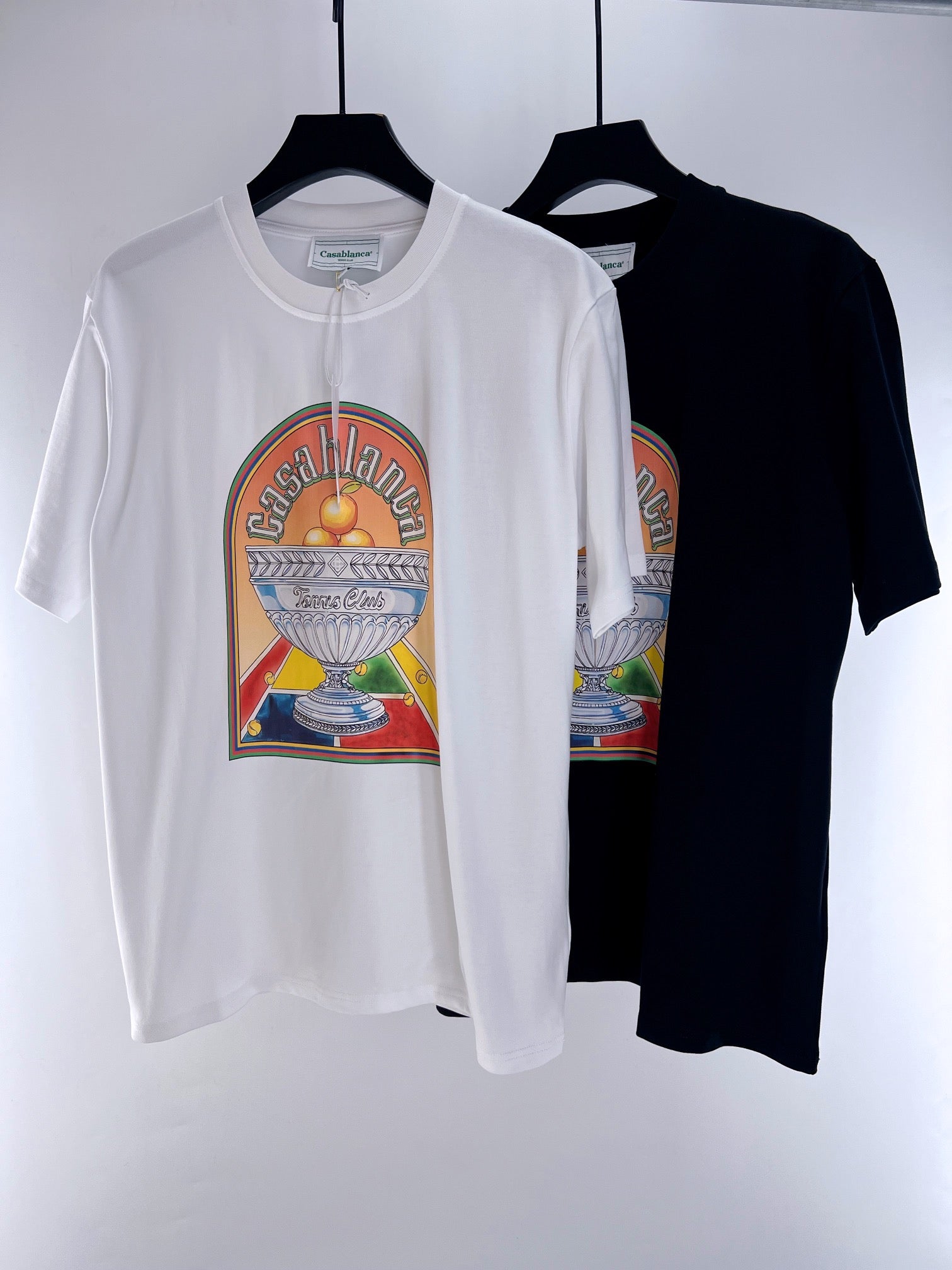 Blau-weißes T-Shirt
