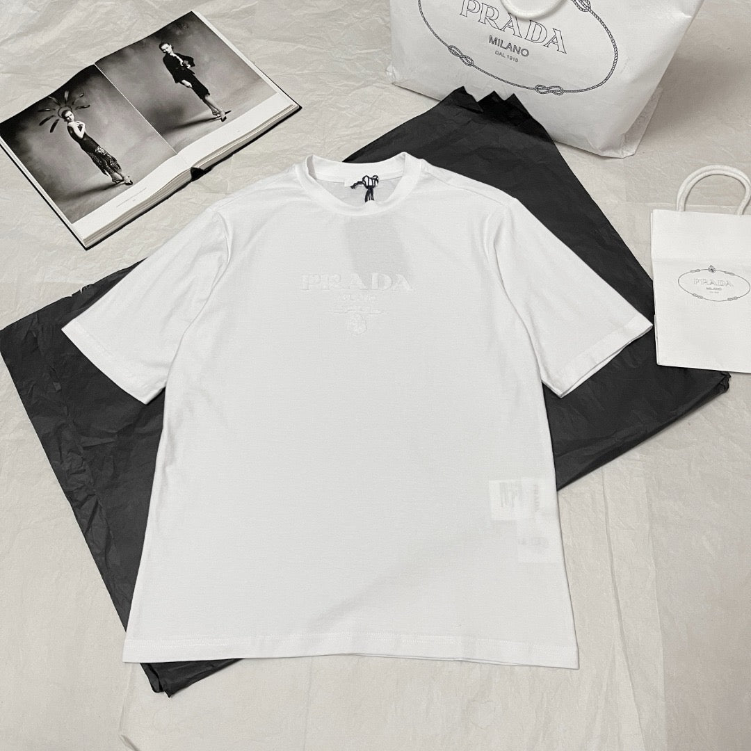Grey and Black T-shirt - FashionHype.xyz