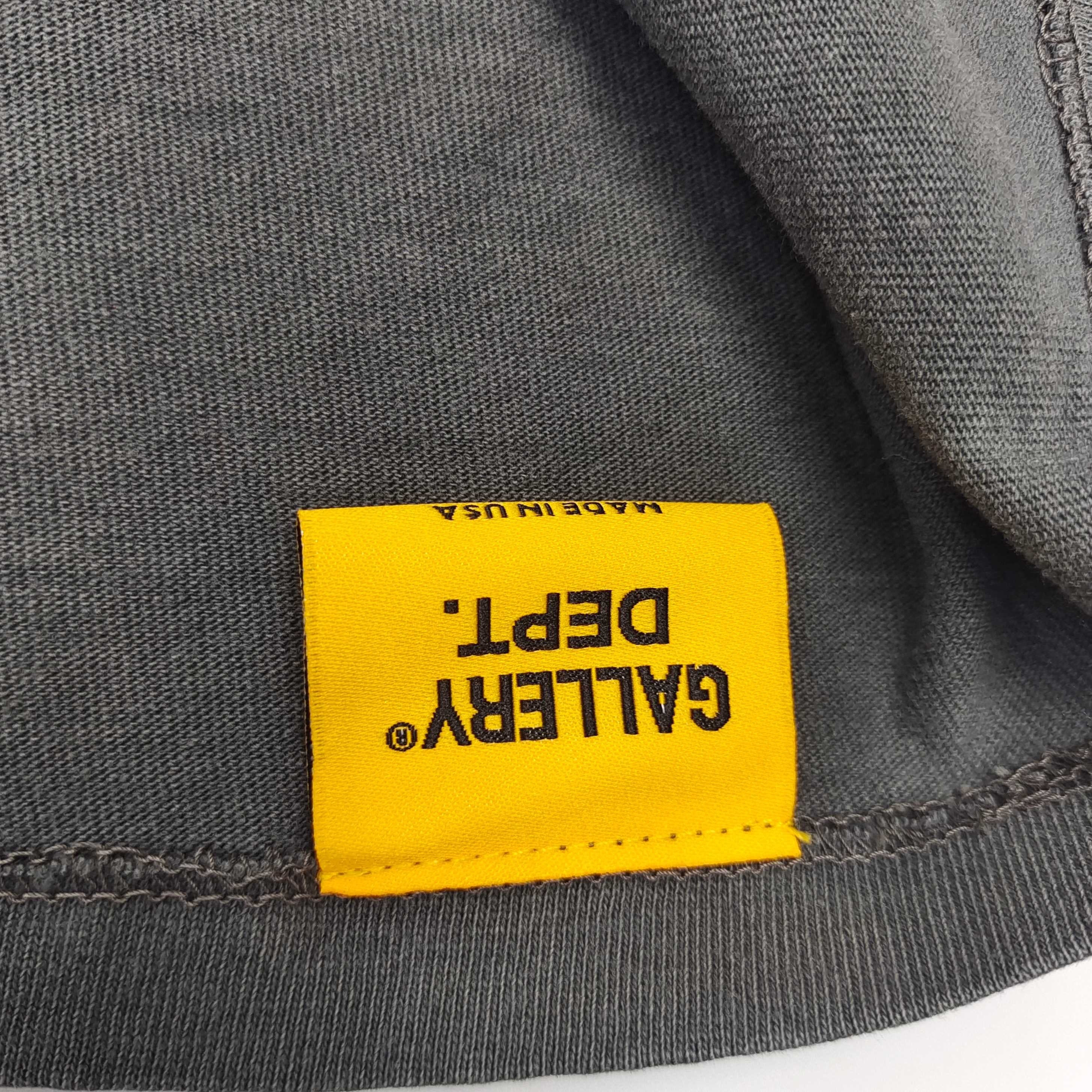 Graues T-Shirt
