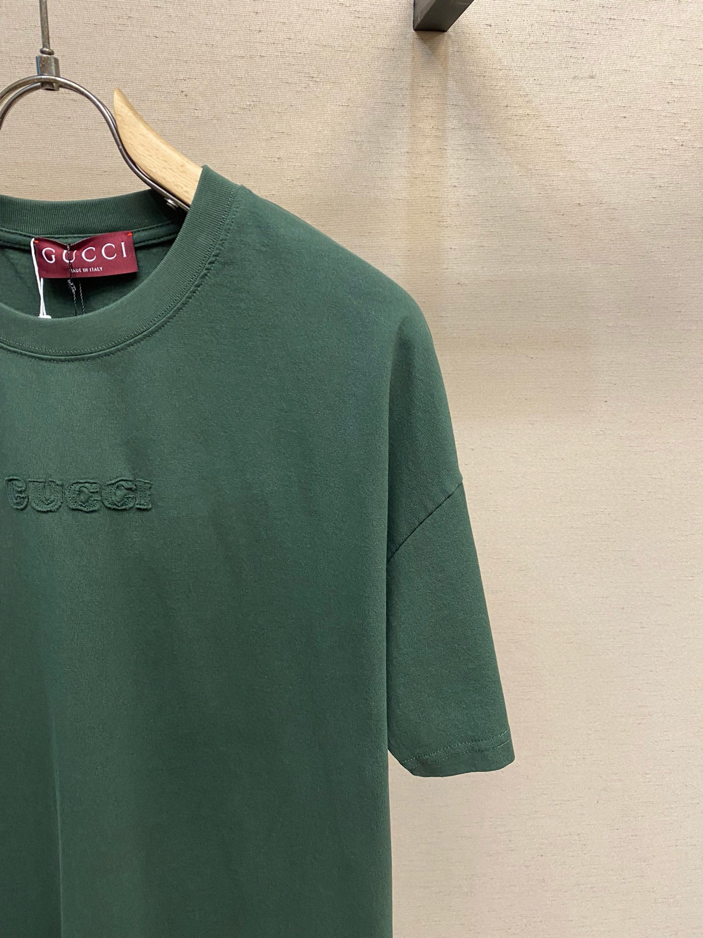 Black and Green T-Shirt - Size XL - FashionHype.xyz