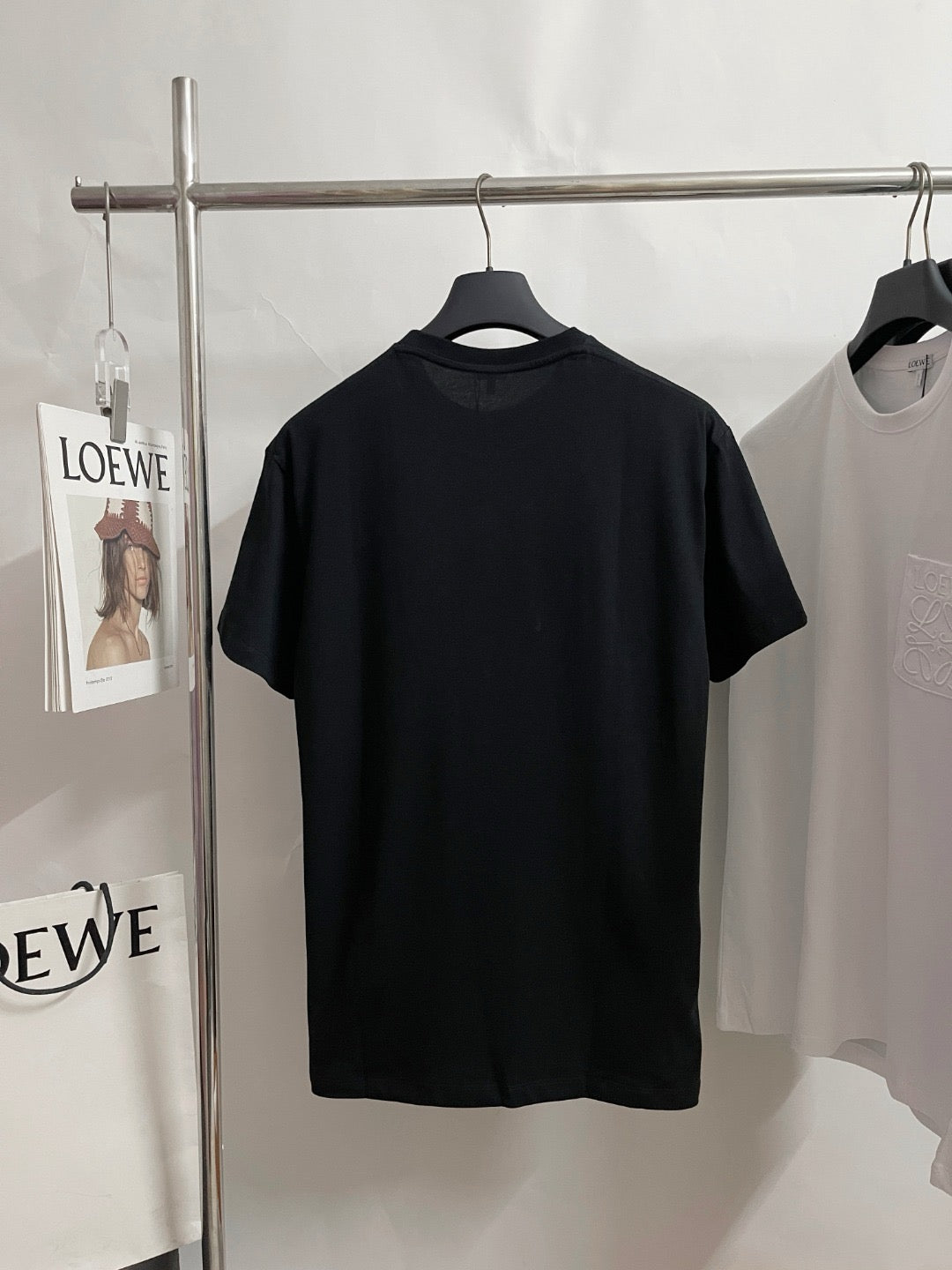 White, Black and Green T-shirt - FashionHype.xyz