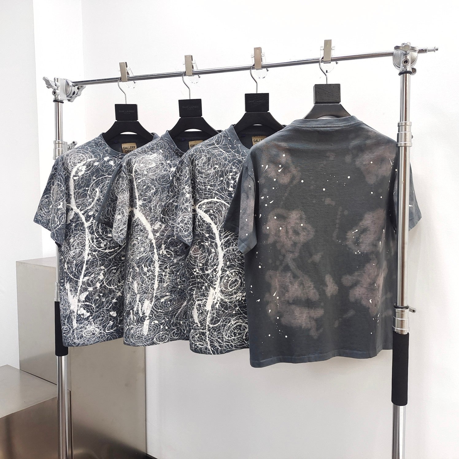 Mehrfarbiges T-Shirt