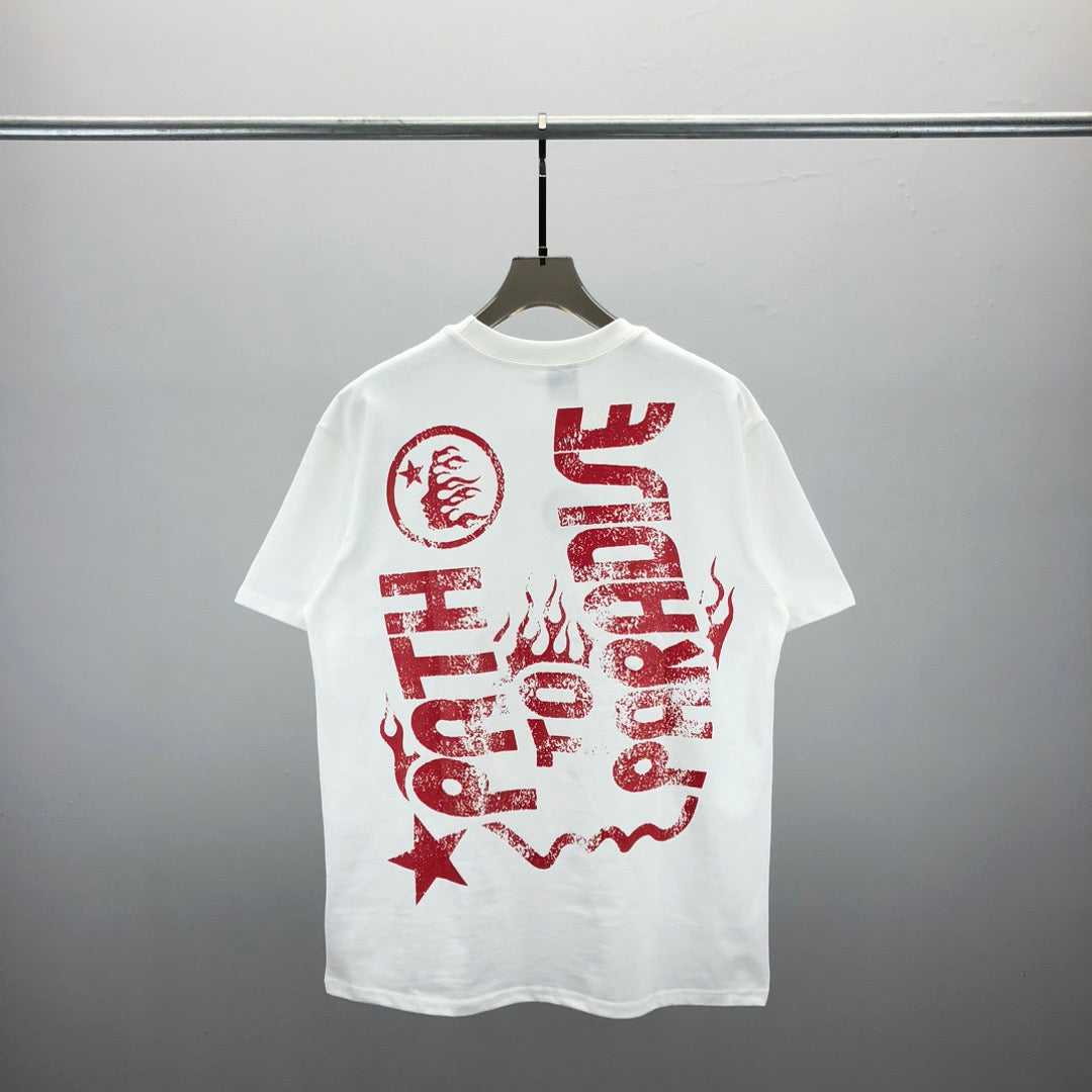 Schwarzes, weißes und gelbes T-Shirt