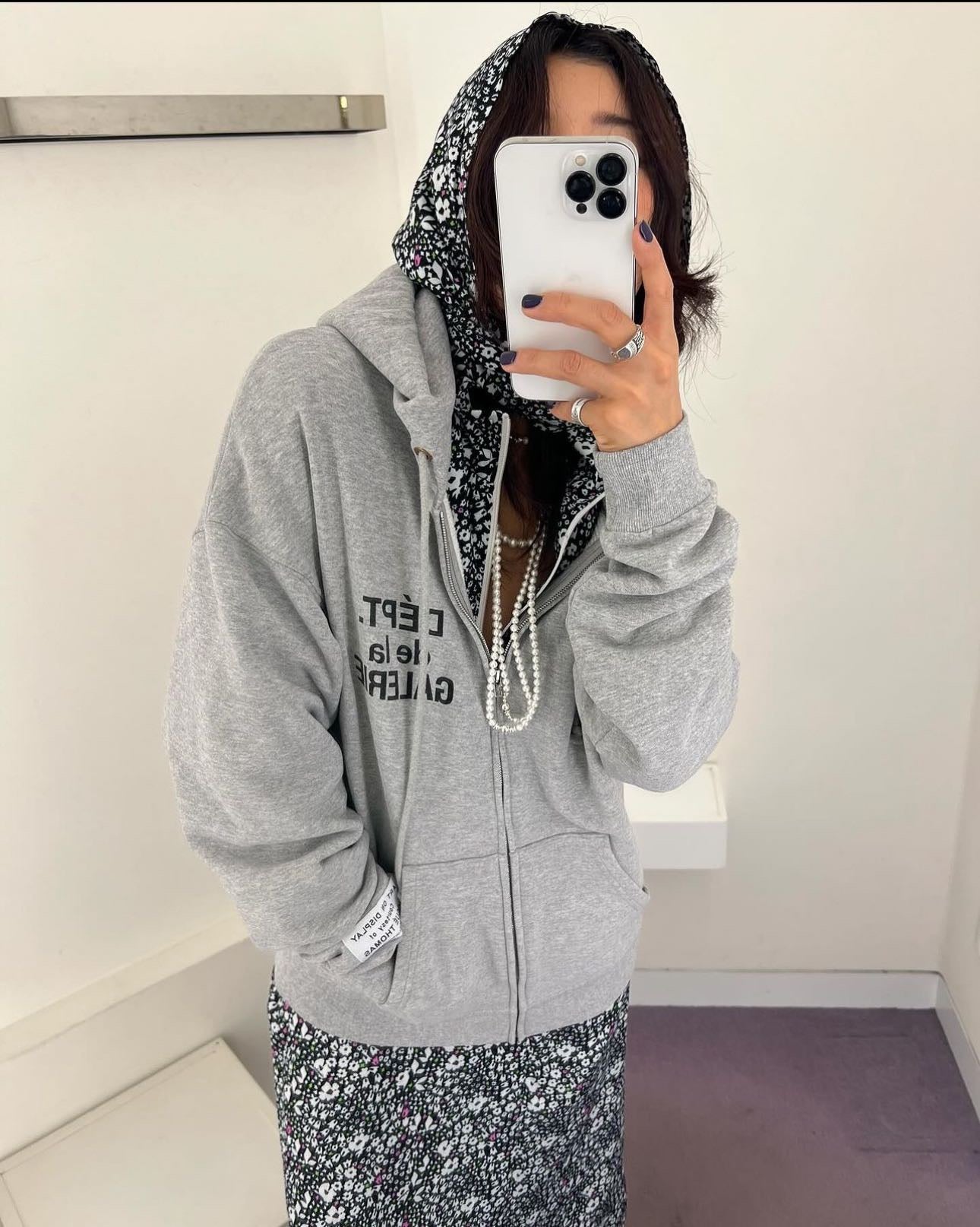 Graue Jacke