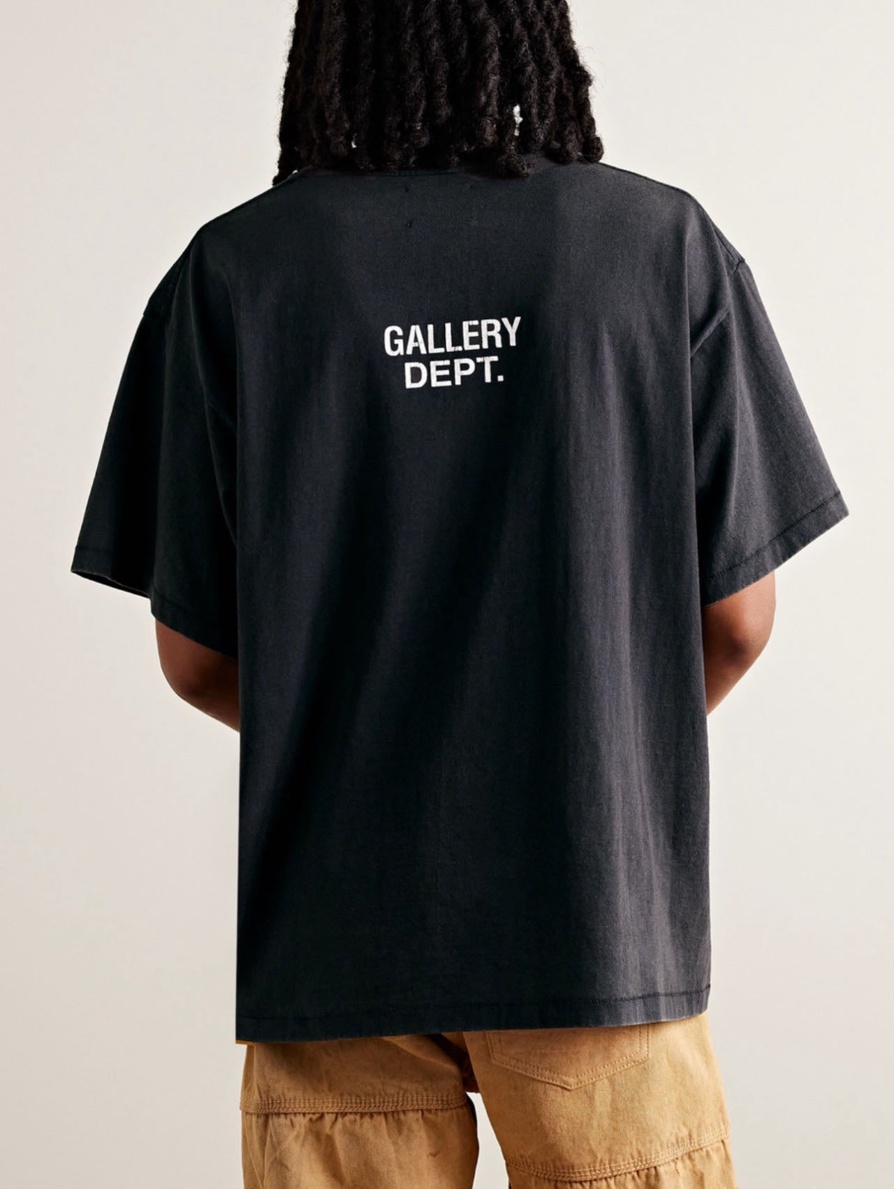 Schwarzes T-Shirt