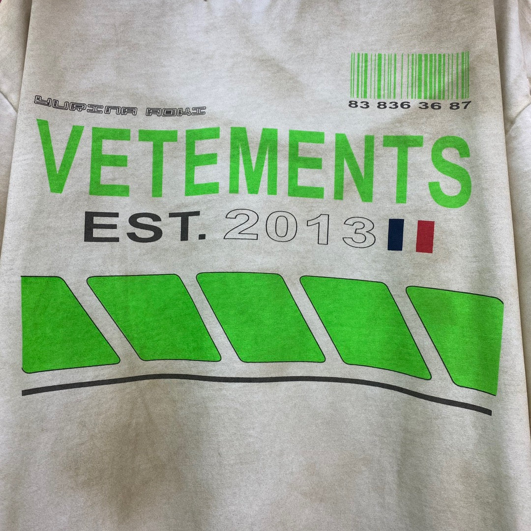 Mehrfarbiges T-Shirt