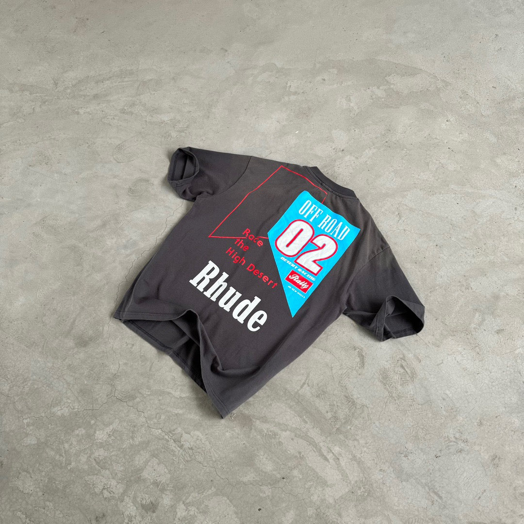 Schwarz-weißes T-Shirt