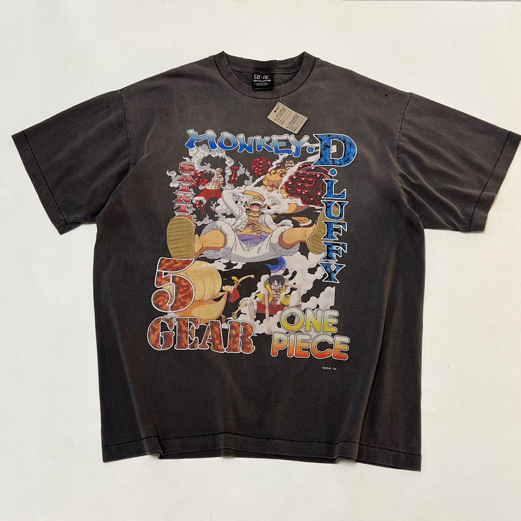 Schwarzes T-Shirt