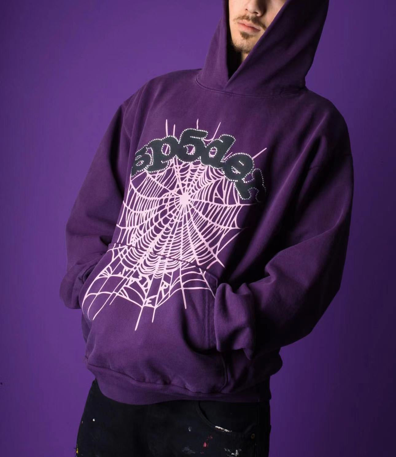 Lila Kapuzenpullover