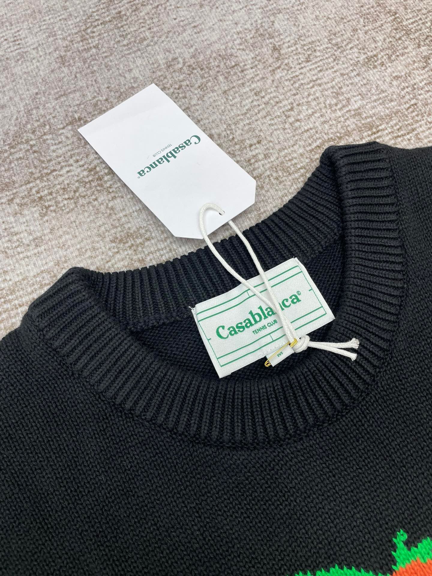 Schwarzes Sweatshirt