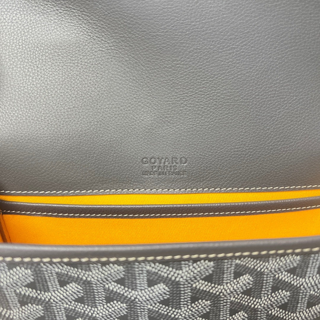 Mehrfarbige Tasche