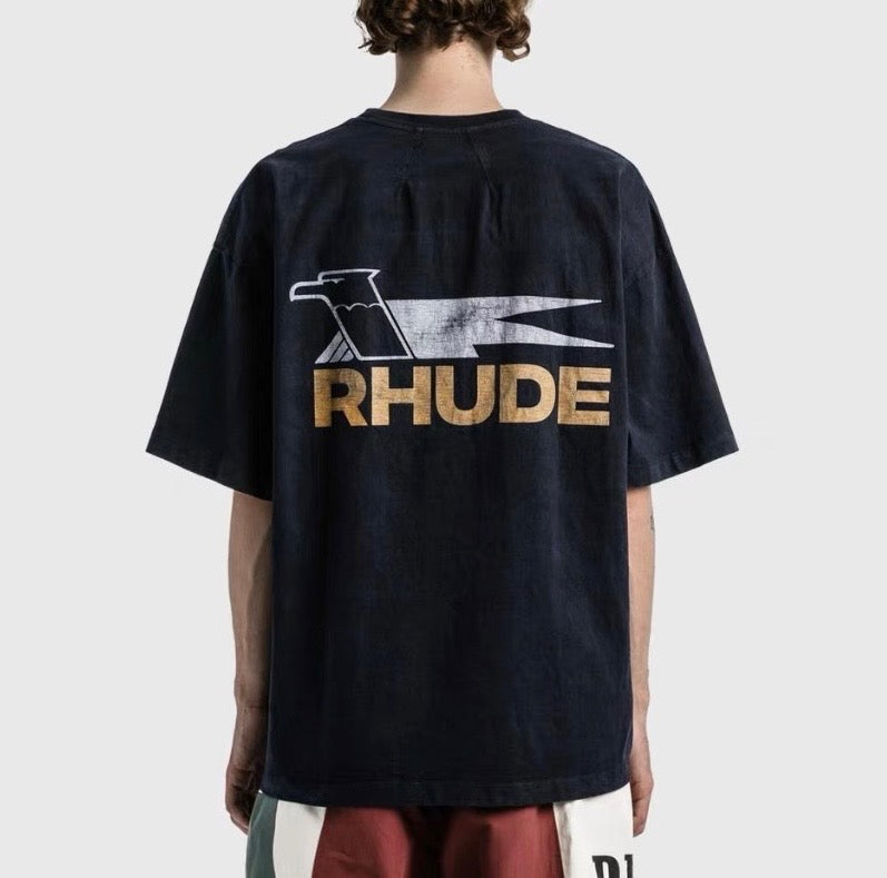 Schwarzes T-Shirt