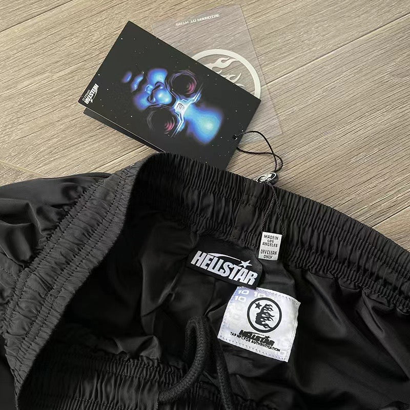 Schwarze Hosen
