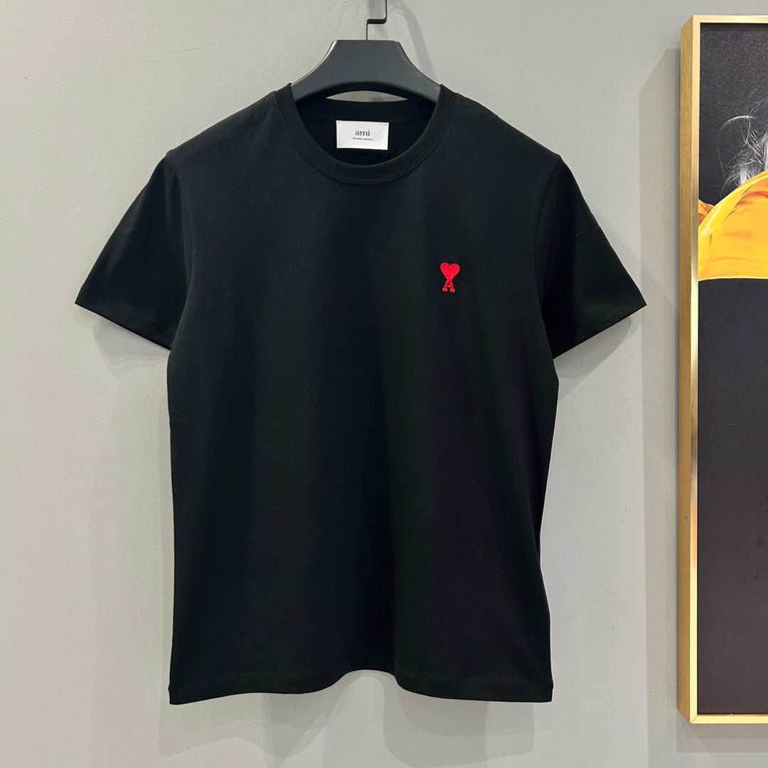 White and Black T-shirt - FashionHype.xyz