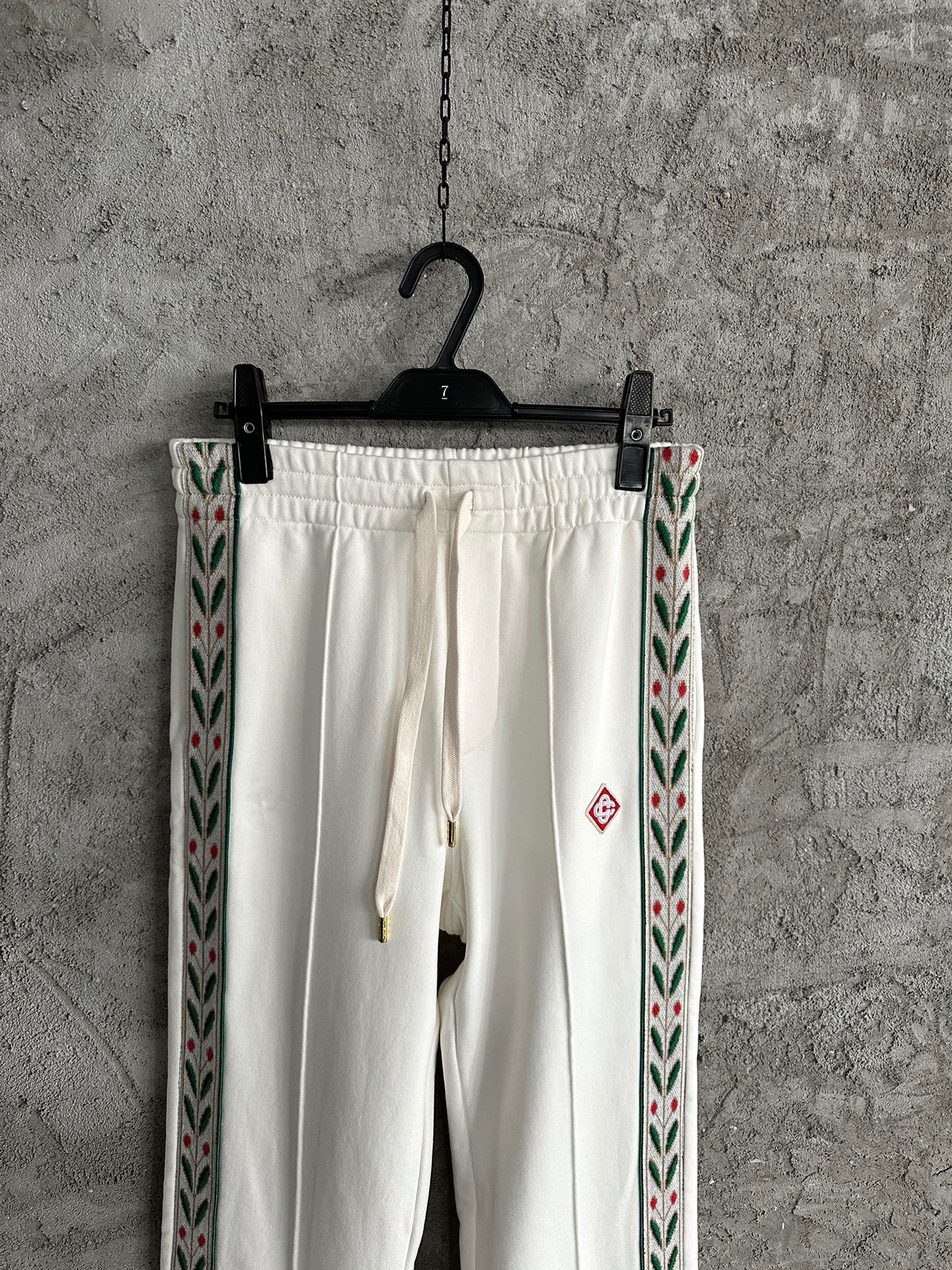 White and Black Pant - FashionHype.xyz