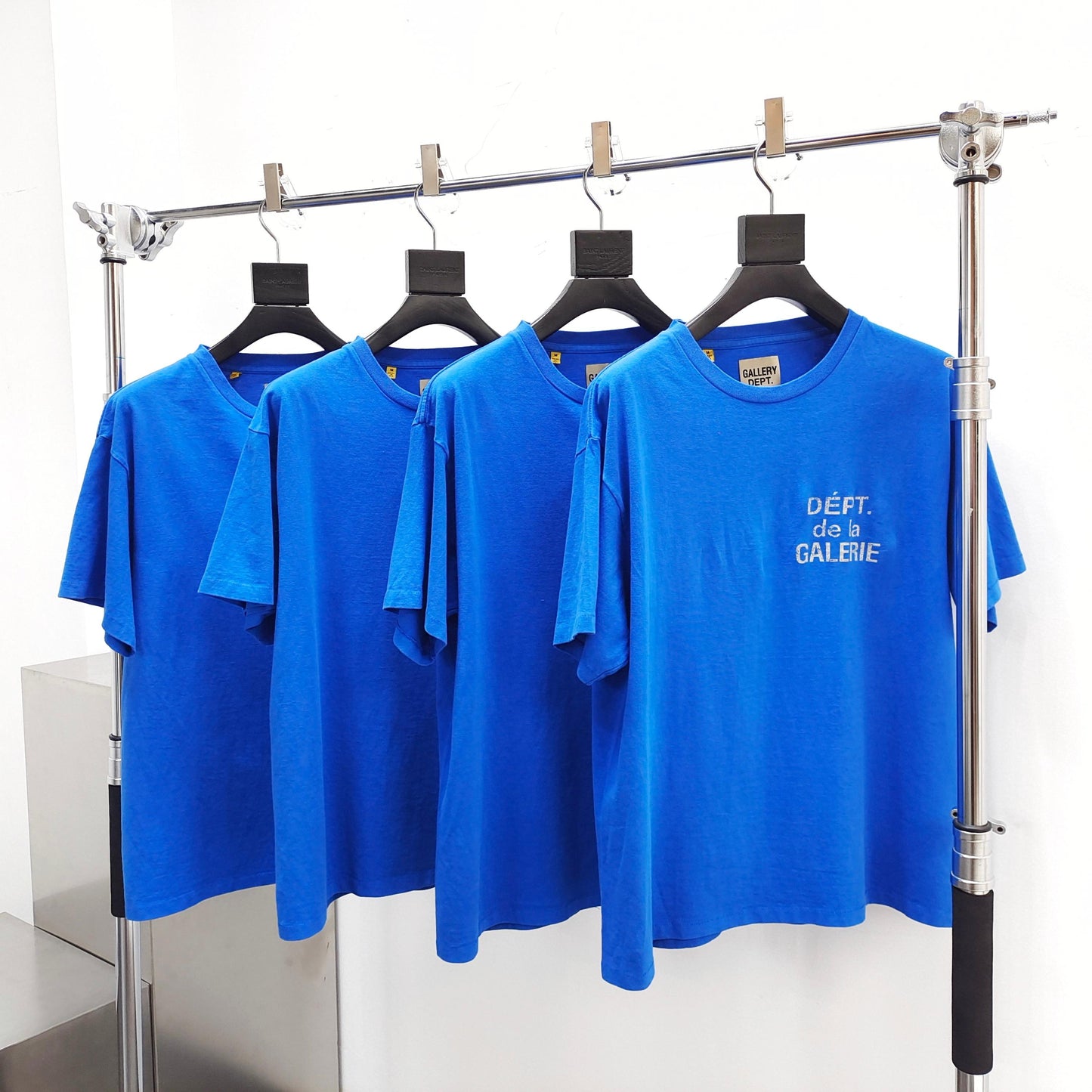 Mehrfarbiges T-Shirt