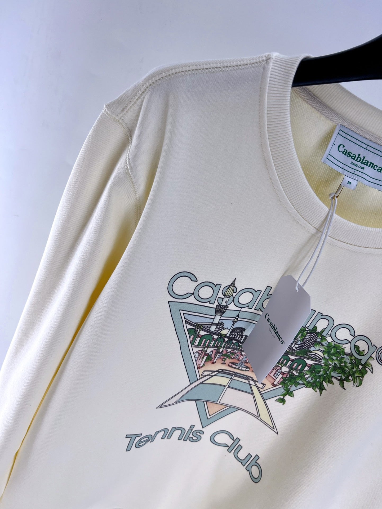 Sudadera en blanco y negro