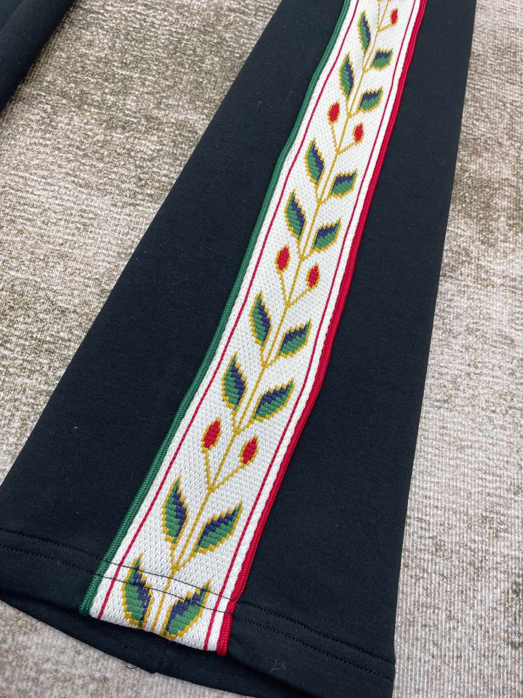 Black and Green Pant - FashionHype.xyz