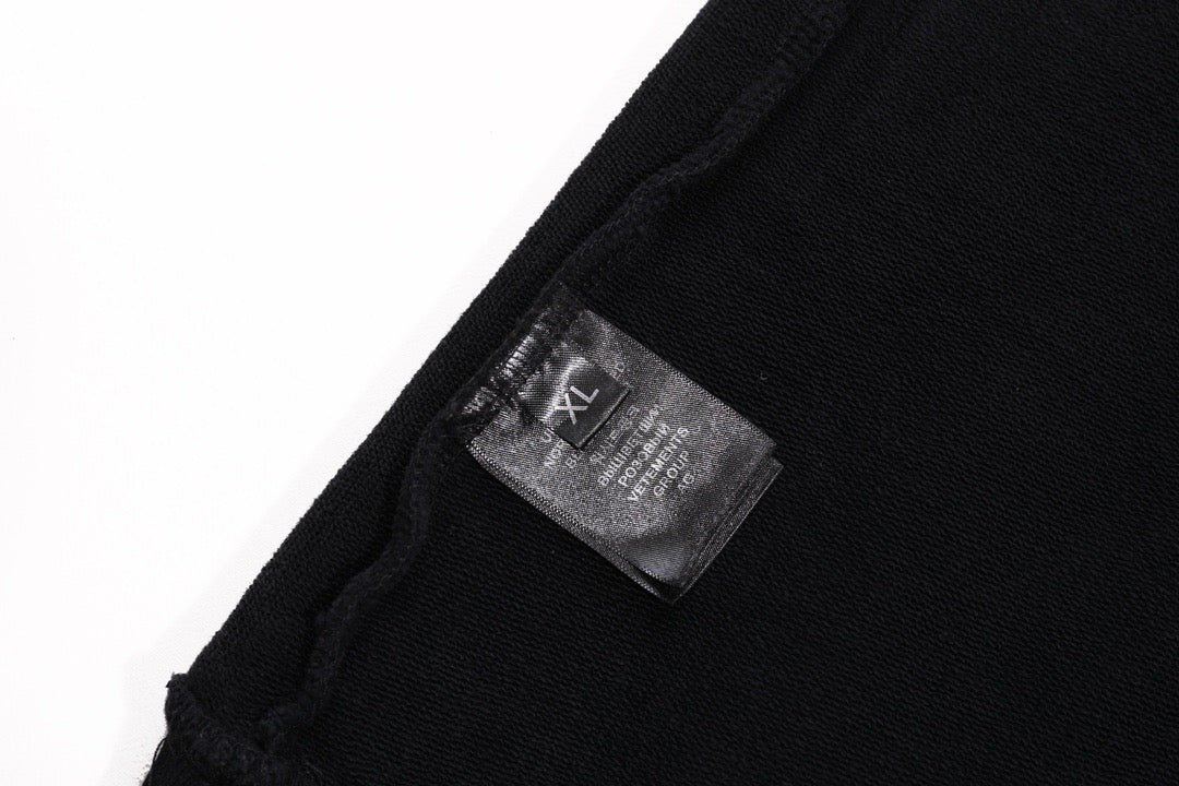 Schwarzer Hoodie